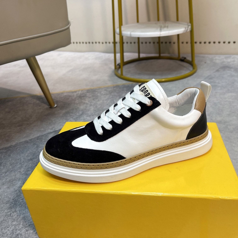Pra*a casual shoes
